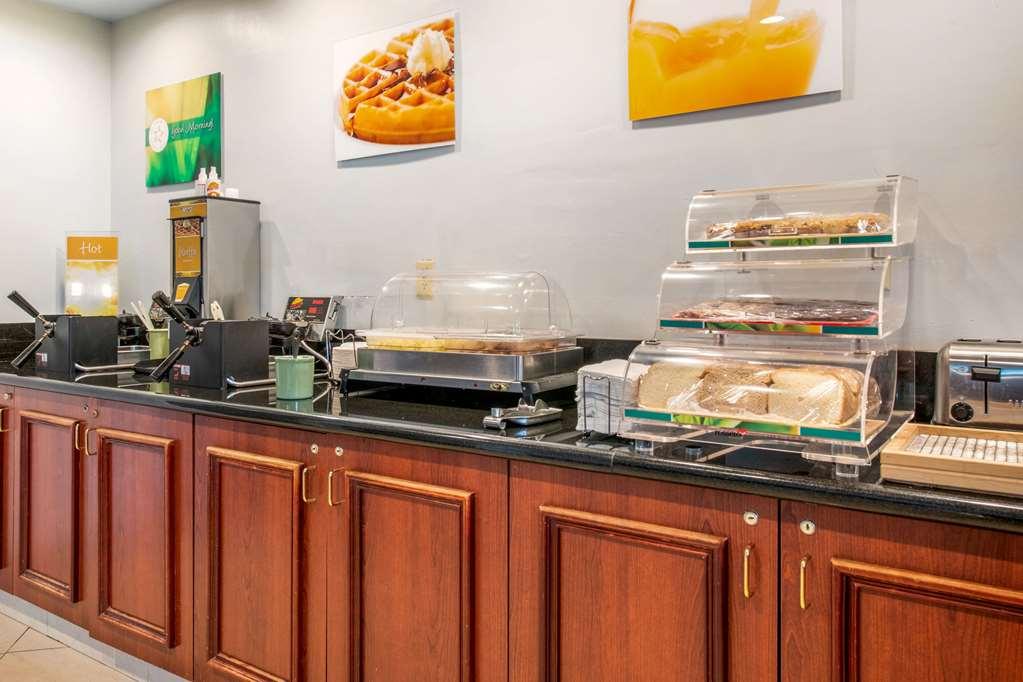 Quality Inn & Suites Jacksonville-Baymeadows Екстер'єр фото