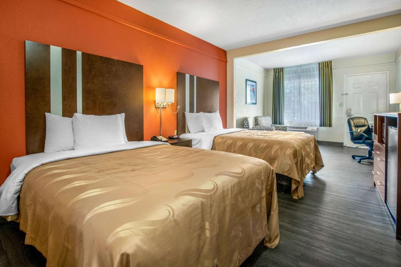 Quality Inn & Suites Jacksonville-Baymeadows Екстер'єр фото